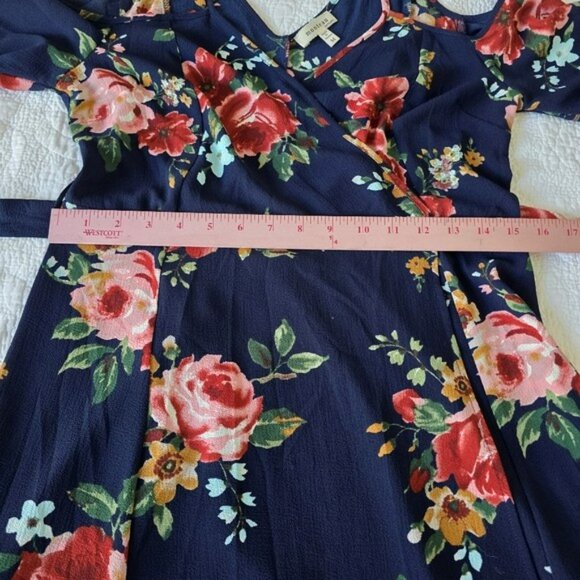 Women’s Navy Blue Floral Cold Shoulder Wrap Mini Dress Tie Waist Size Medium - Picture 6 of 16